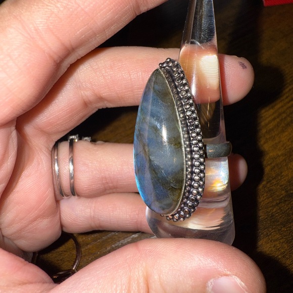 Vintage Sterling silver labradorite ring - Picture 3 of 6
